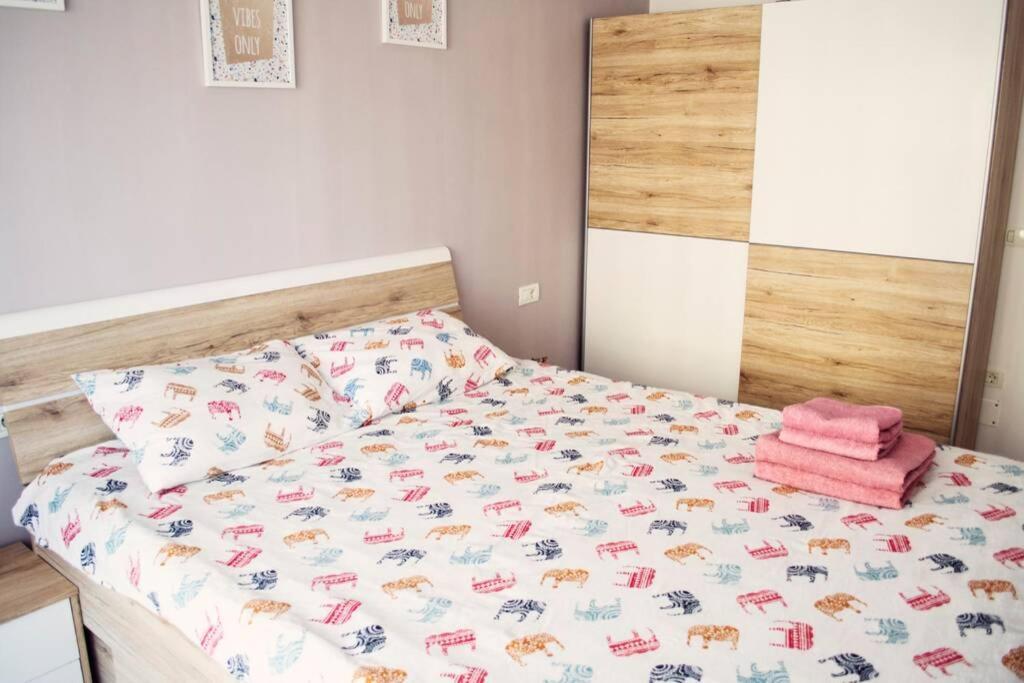 Dream Apartment+Parcare Gratuita Oradea Extérieur photo